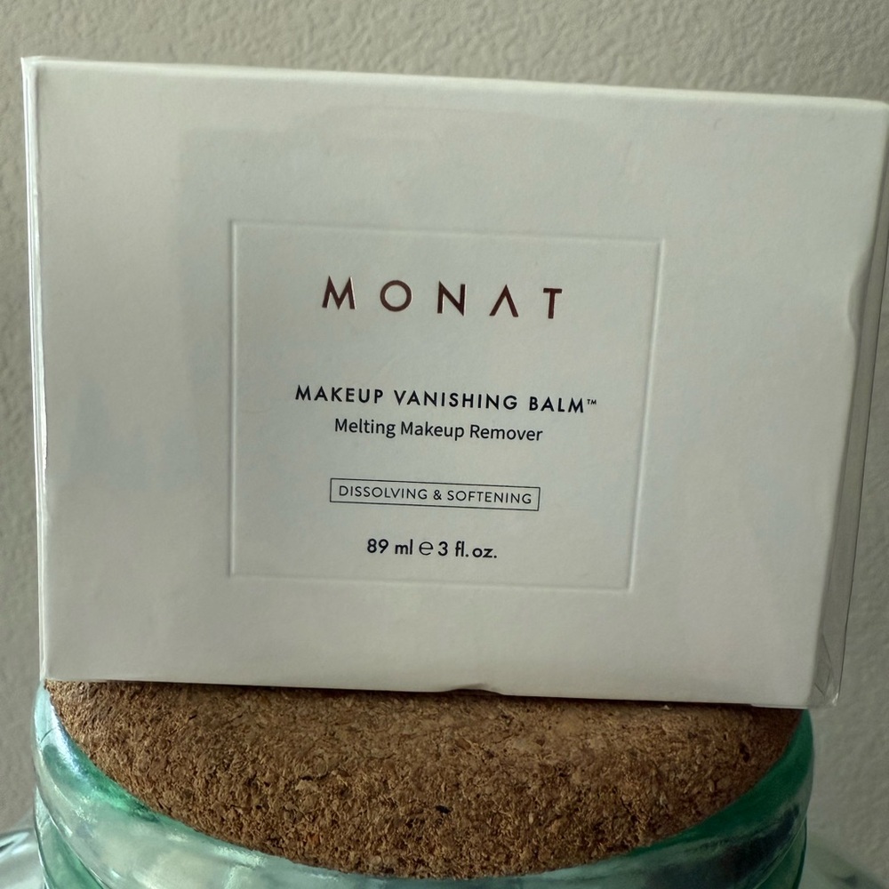 MONAT Makeup Vanishing Balm - White